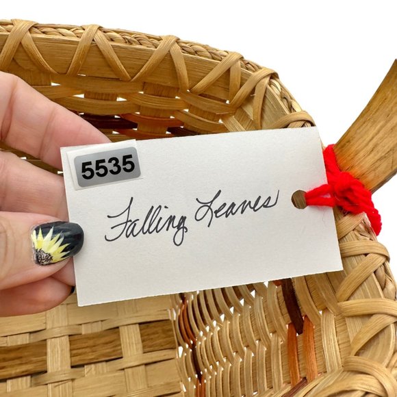 Handmade Basket Falling Leaves Square Shaped with Handle and Leaves Decoration - Picture 9 of 16